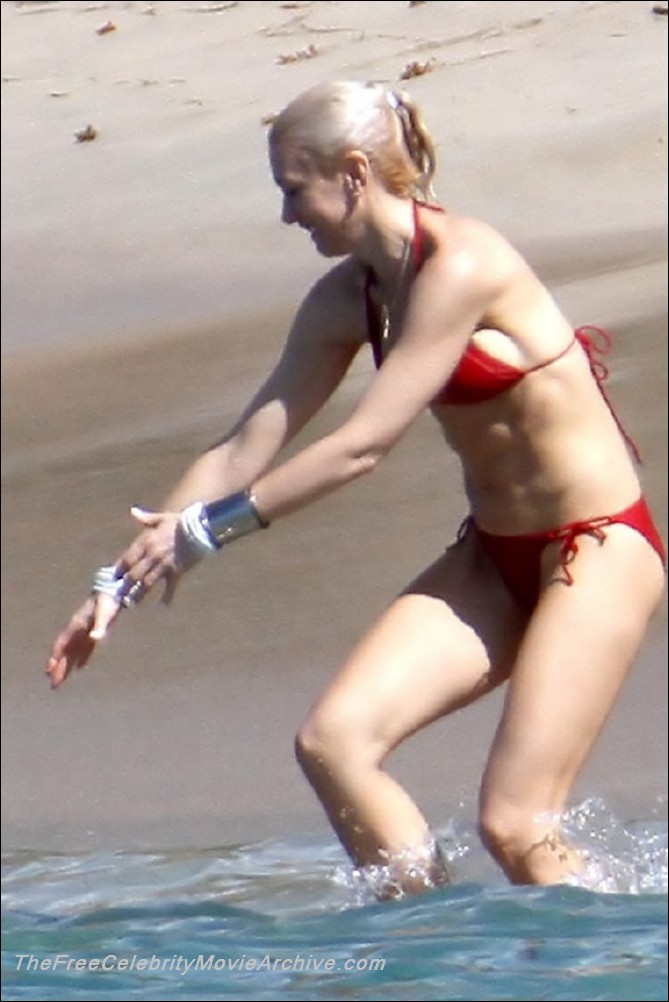 669px x 1002px - Gwen Stefani fully naked at TheFreeCelebrityMovieArchive.com!